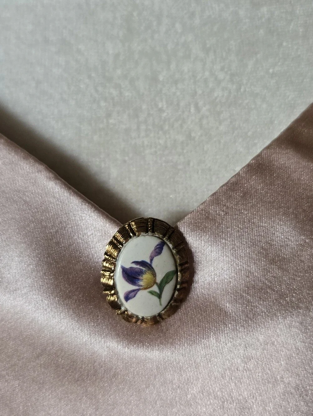 Vtg Painted Porcelain Oval Floral Hat Pin Brooch, Iris/Tulip, Fairy, Victorian
